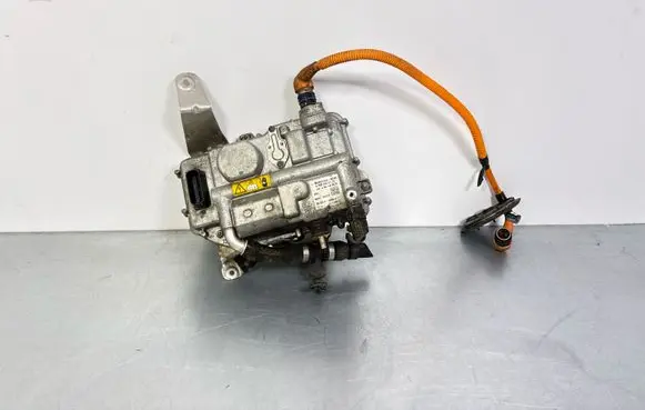 Mercedes-Benz S W221 Voltage converter/converter module A0004400573 A0004400773 28401068064