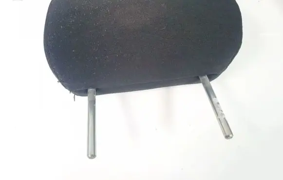 Toyota Avensis T250 Front seat headrest 