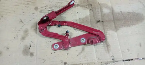 Chevrolet Camaro Tailgate/trunk/boot hinge 84045964