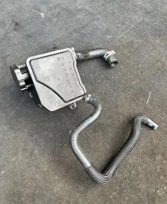 Mercedes-Benz GLK (X204) Power steering fluid tank/reservoir A0004602283