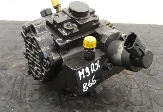 Renault Laguna III Fuel injection high pressure pump 0445010223 8200690744