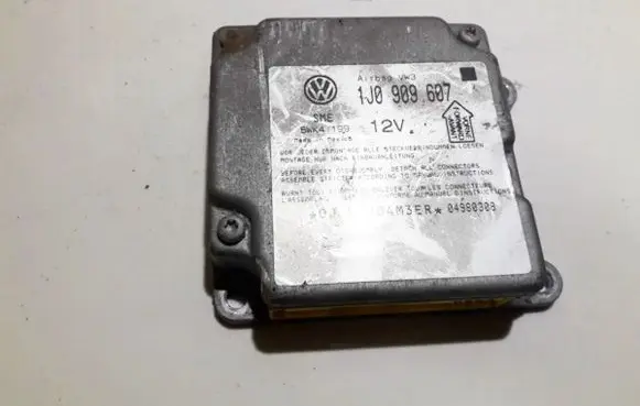Volkswagen PASSAT B5 Airbag control unit/module 1j0909607 5wk4199