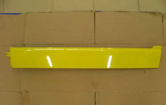 Volkswagen Transporter - Caravelle T5 Sliding door rail trim 7H0909