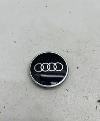 Audi Q7 4M Original wheel cap 81A601170 81A601170A