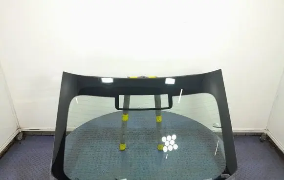 Skoda Rapid (NH) Rear windscreen/windshield window 