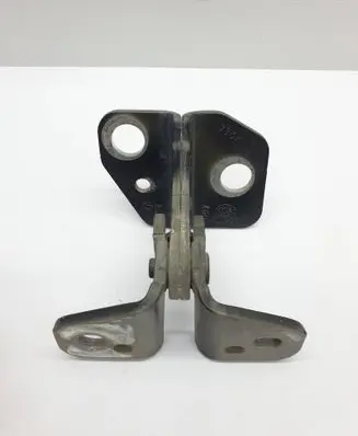 Chrysler Pacifica Front door hinge set 120038