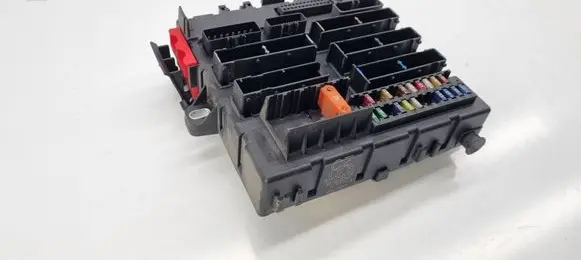 Opel Signum Fuse module 13170891