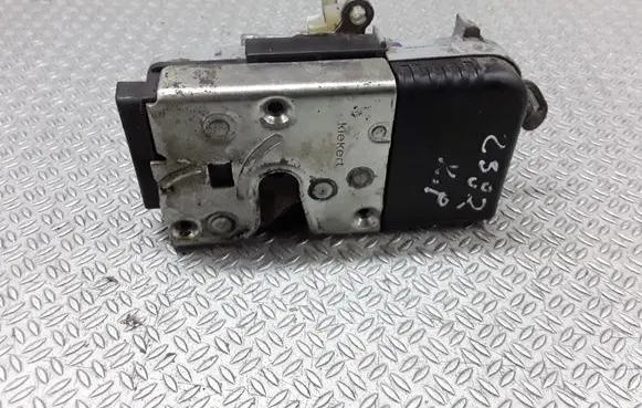 Citroen C8 Front door lock
