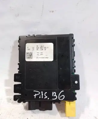Volkswagen PASSAT B6 Steering angle sensor 3C0953549A 05113810 01101061100821