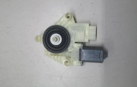 Seat Toledo IV (NH) Front door window regulator motor 6V1959801B A74372111 1600200191