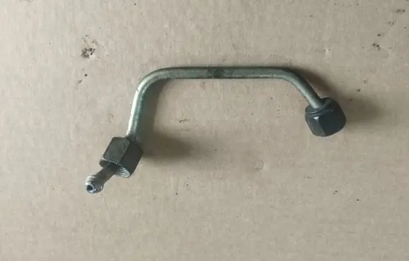 Peugeot 2008 I Fuel injector supply line/pipe 
