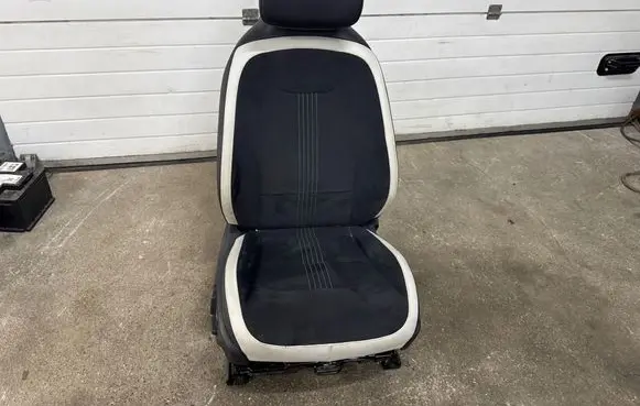 KIA EV6 Front passenger seat