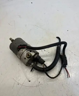 Volkswagen Golf IV Brake power pressure regulator 8E0614175D