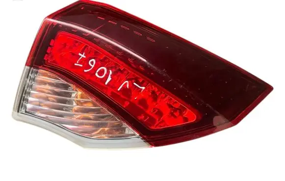 Renault Laguna III Rear/tail lights 265500001R