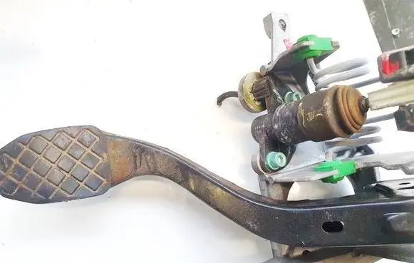 Audi A6 S6 C5 4B Brake pedal 8D1721117K