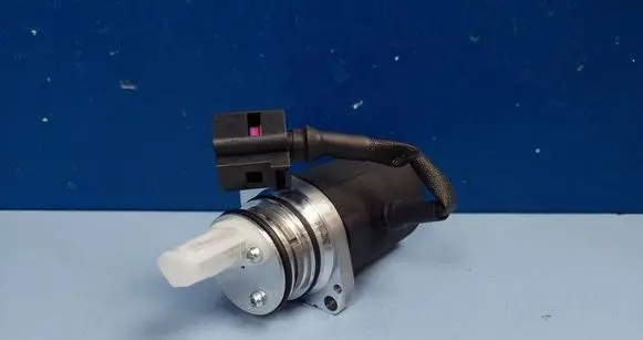 Volvo XC90 Rear gearbox reducer/haldex oil pump 30783079