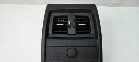 BMW 4 F32 F33 Rear air vent grill 9265350 9218909 105016025