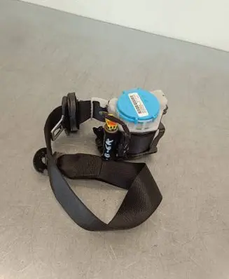 Mercedes-Benz B W246 W242 Rear seatbelt 3063559 071CG5N2VA 307262099