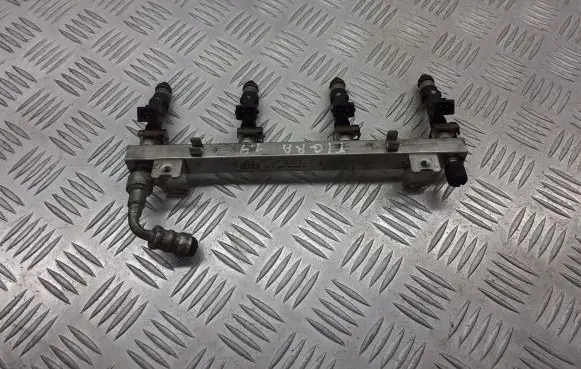 Opel Tigra B Fuel main line pipe
