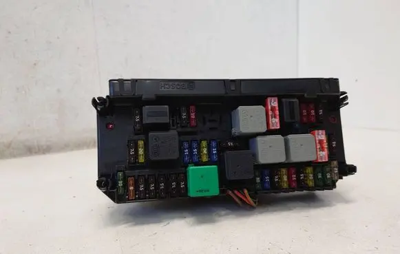 Mercedes-Benz E W212 SAM control unit A2129007104 2129007104