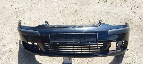 Volkswagen Golf V Front bumper