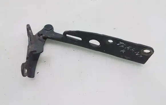 Nissan Terrano Engine bonnet/hood hinges