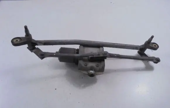 Front wiper linkage