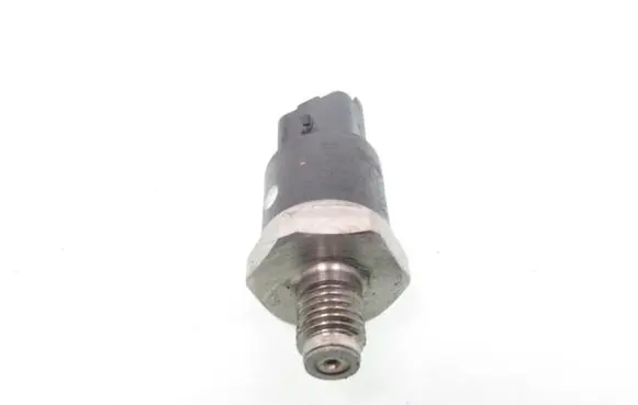 Peugeot 406 Fuel pressure regulator 0281002283
