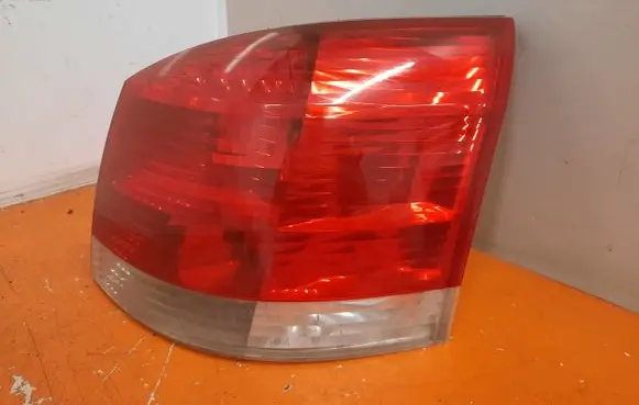 Volkswagen Golf Plus Rear/tail lights 13159862