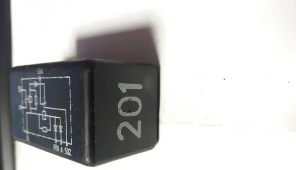 Audi A6 S6 C5 4B Other relay 443951253T