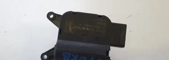 Skoda Superb B6 (3T) A/C air flow flap actuator/motor 