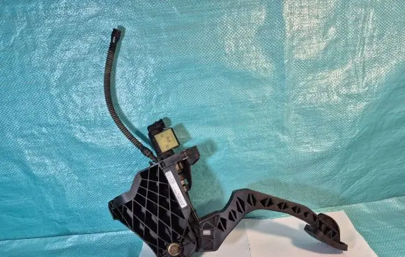 Volkswagen Golf VI Clutch pedal 1K1721059CH 54001102 15012007
