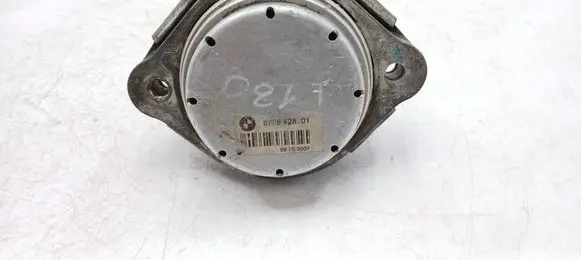 BMW X5 E53 Engine mount bracket 6758428