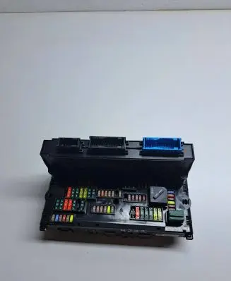 BMW 5 F10 F11 Fuse box set 9252815 04619252 17033442