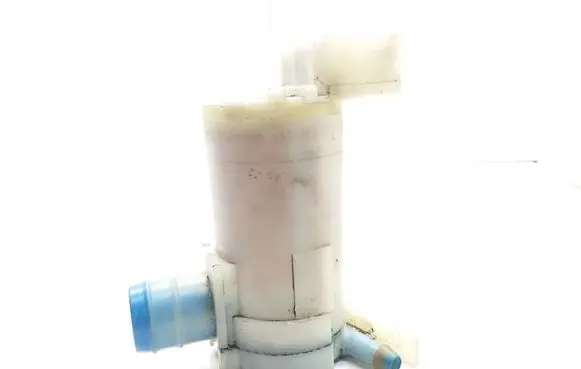 Nissan X-Trail T30 Windscreen/windshield washer pump 2224624A