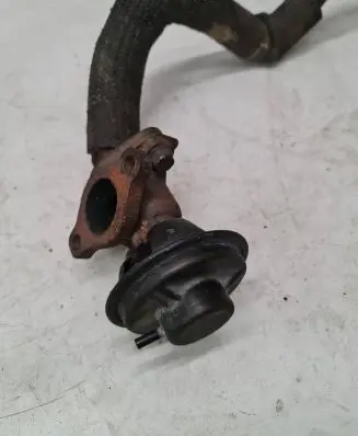 KIA Sorento EGR valve 3E12 4A010