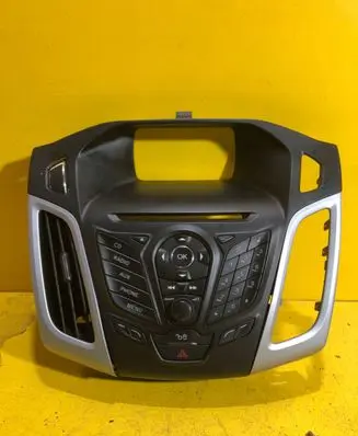 Ford Focus Dashboard glove box trim RZ1R3P4K5