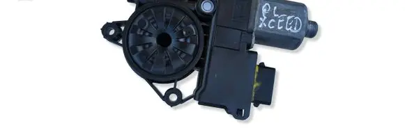 KIA Xceed Front bumper mounting bracket 1137329167