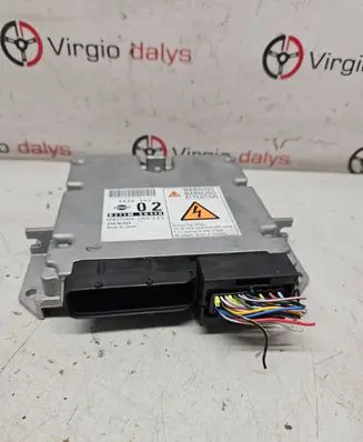 Nissan Primera Engine control unit/module B371MEQ44B 5800295 MB2758002957