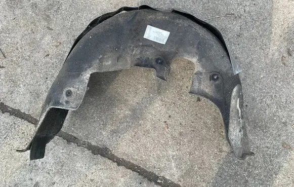 Mercedes-Benz CLS C218 X218 Rear arch fender liner splash guards A2186901430