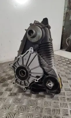 Gearbox transfer box case
