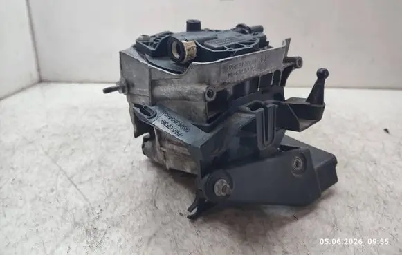 Ford Kuga II Fuel filter housing 9685414080