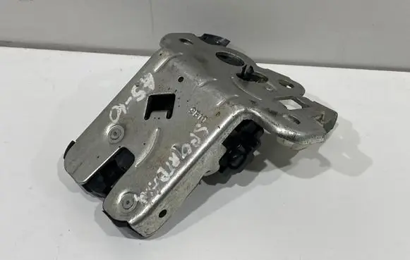 Audi A5 8T 8F Tailgate/trunk/boot lock/catch/latch 8K9827505A 31910
