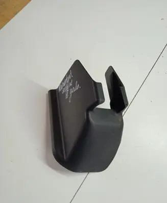 Toyota Prius+ (ZVW40) Front driver seat rail trim 7215847050