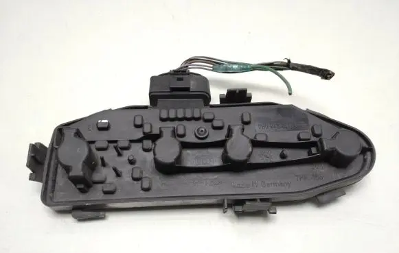 Volkswagen Transporter - Caravelle T5 Tail light bulb cover holder 7H0945257A