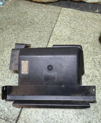 BMW 3 E30 Foot area side trim 1911985 5116