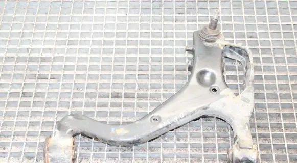 Land Rover Discovery 3 - LR3 Front lower control arm/wishbone