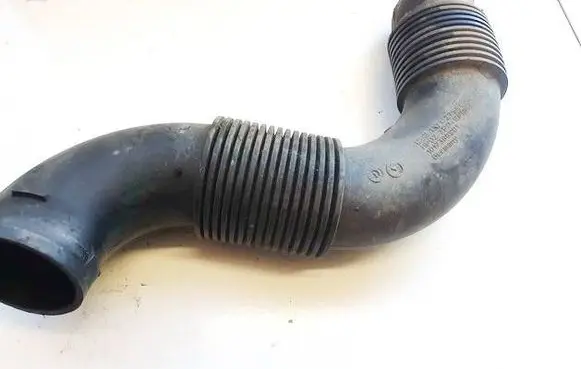 Air intake hose/pipe