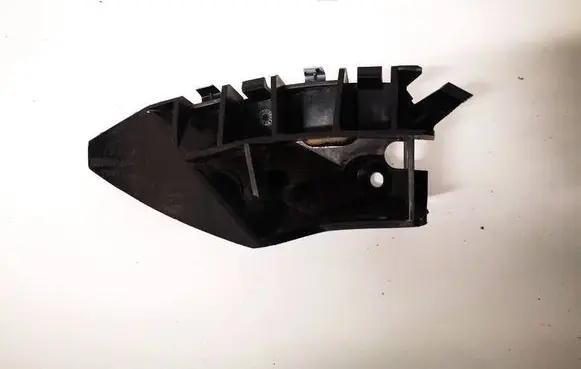 Tesla Model S Front bumper mounting bracket 109549600A