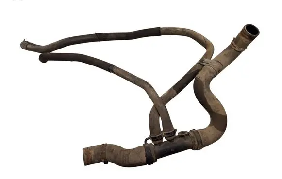 Engine coolant pipe/hose